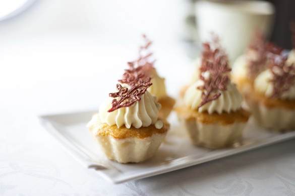 Crystal Cruises, The Bistro, White Chocolate & Vanilla Cake.jpg